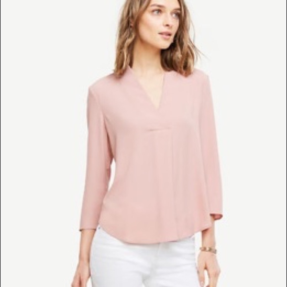 Ann Taylor Matte Jersey V-Neck Top XS